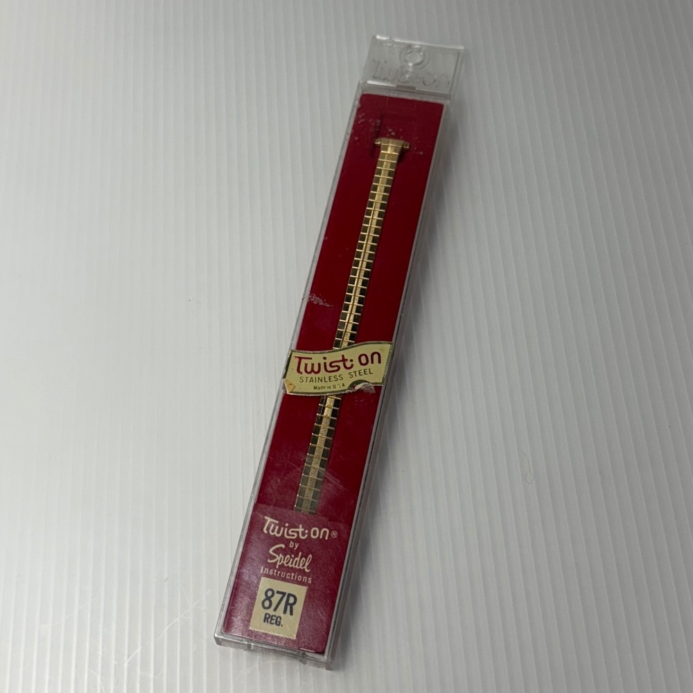 Vintage NOS Twist-On Ladies Stretch Gold Tone Watch Band by Speidel 87R